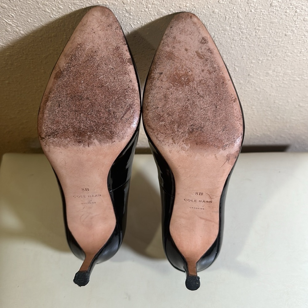 Cole Haan pump size 8B - Picture 8 of 10